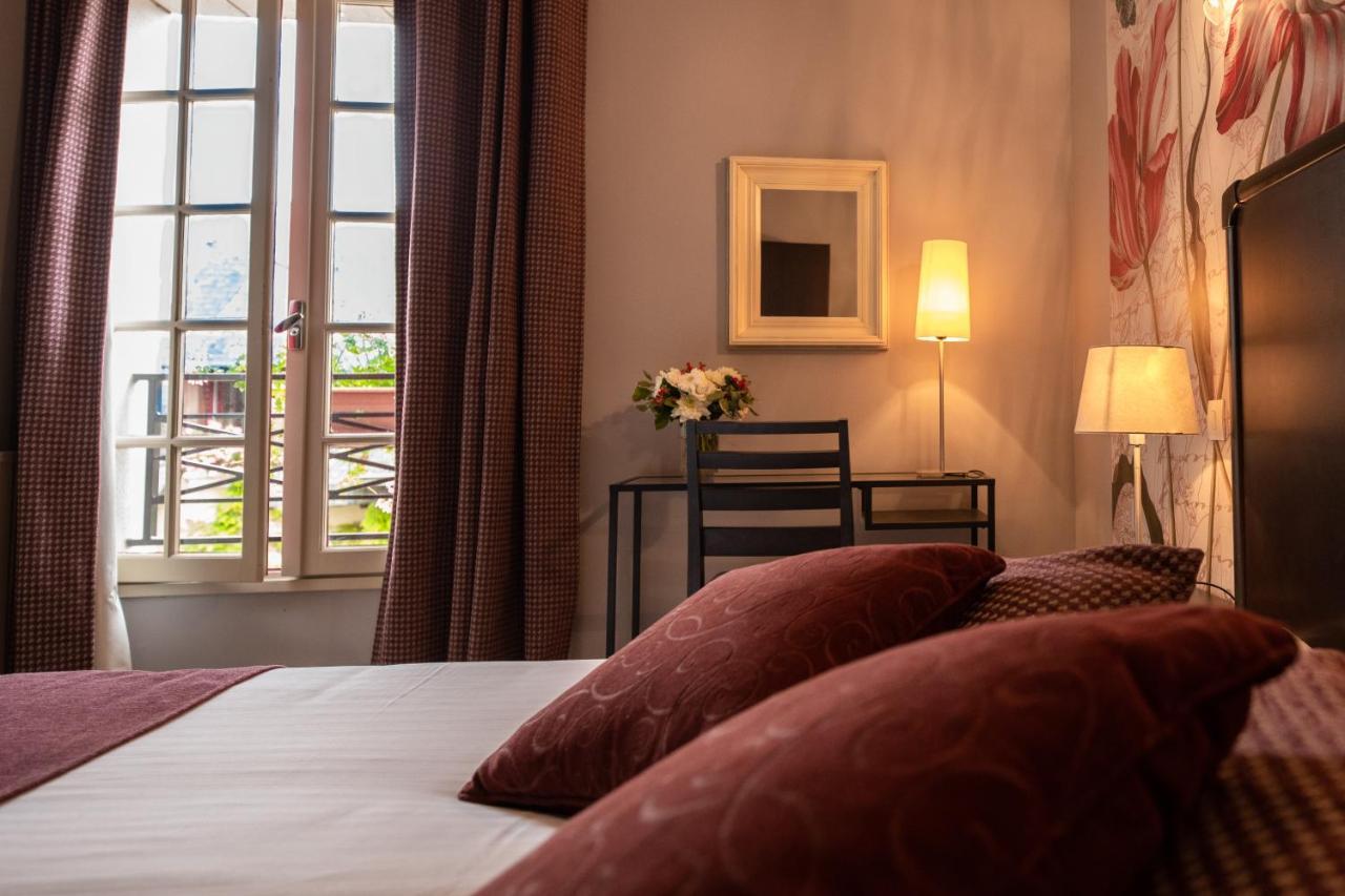 Logis Hotel La Croix Blanche Fontevraud מראה חיצוני תמונה