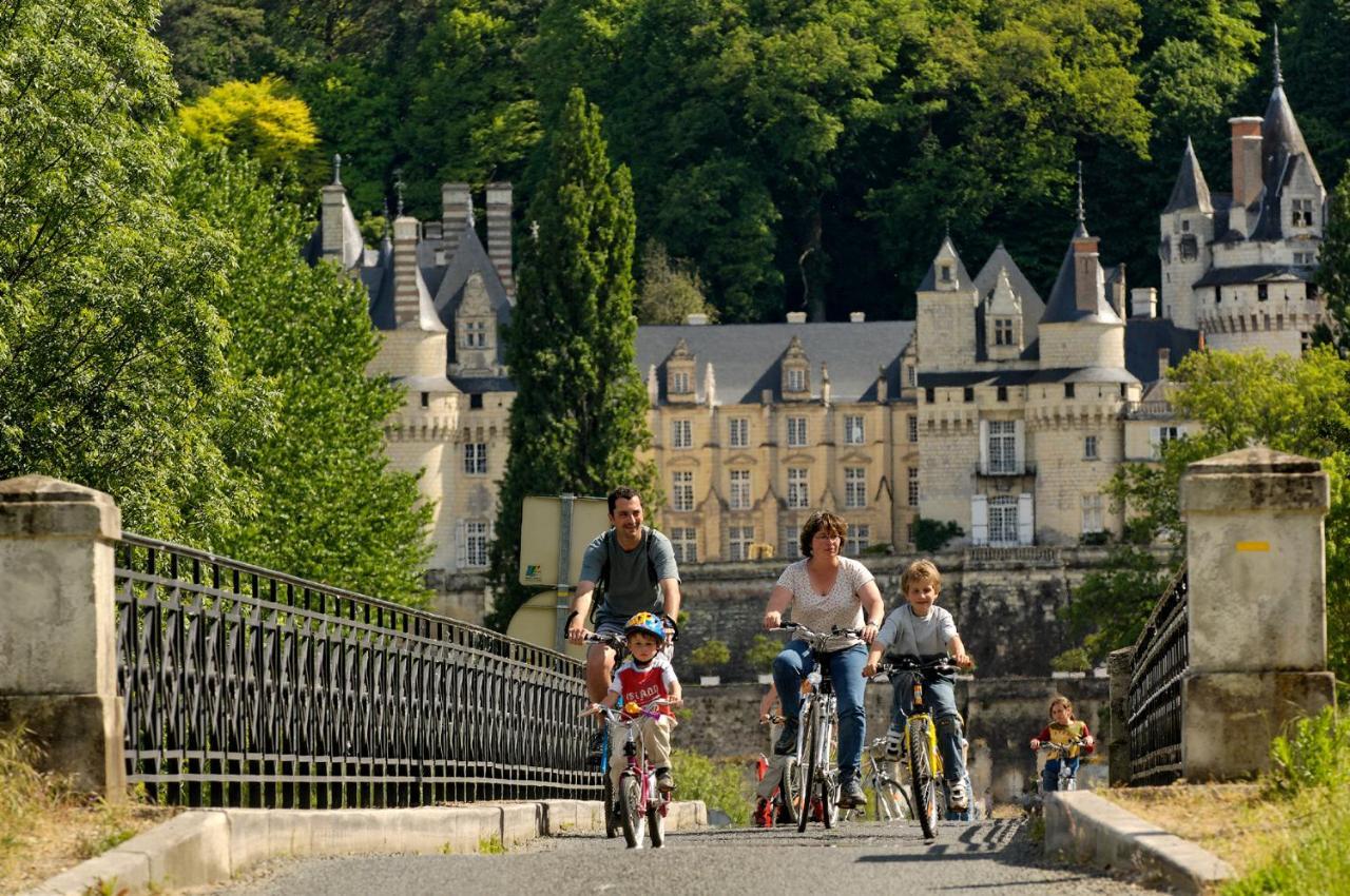 Logis Hotel La Croix Blanche Fontevraud מראה חיצוני תמונה