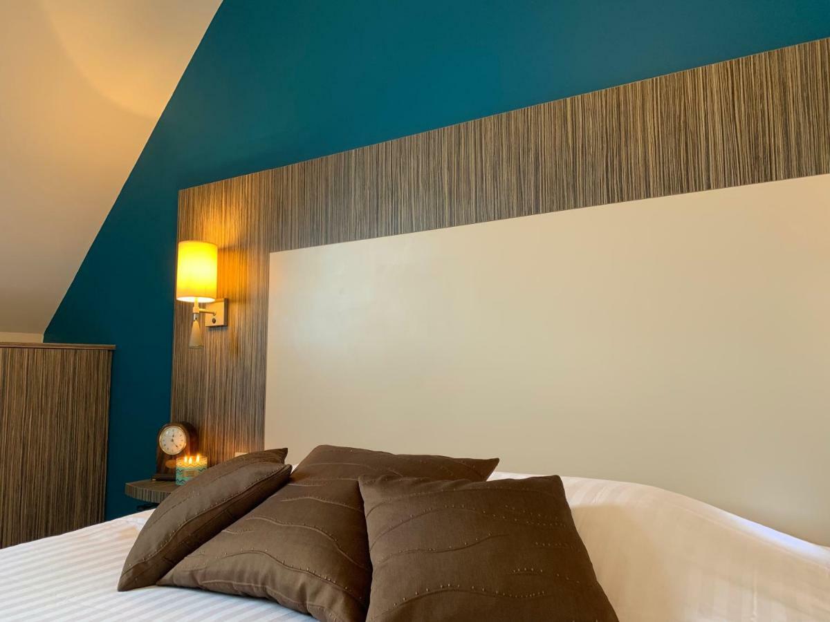 Logis Hotel La Croix Blanche Fontevraud מראה חיצוני תמונה
